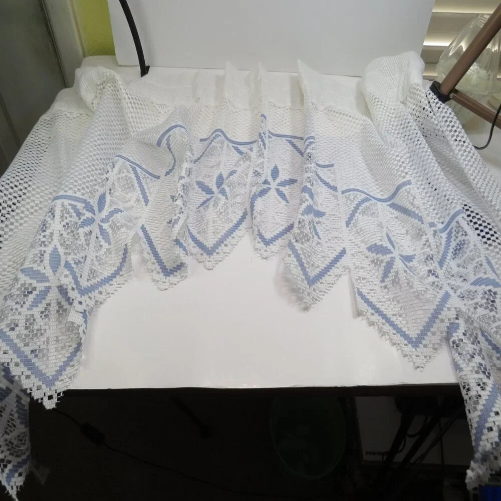 vintage white lace swag valance with a blue pattern & triangle edge